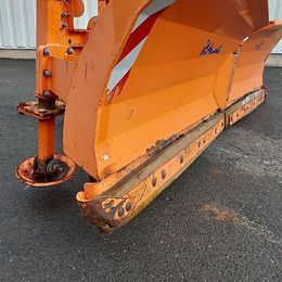 Winterdienstgeräte: SaMASZ Schneepflug PSV 271 UP mit Kommunalplatte gebraucht SaMASZ Schneepflug PSV 271 UP mit Kommunalplatte