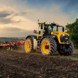 JCB Fastrac 6260